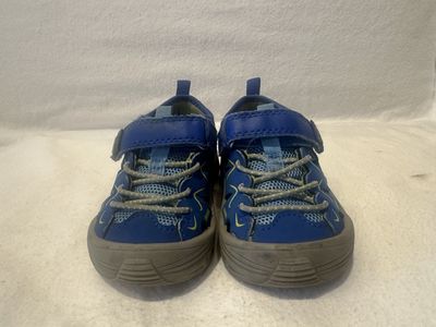 Osh Kosh Toddler Size 6 Blue Hiking Sandals