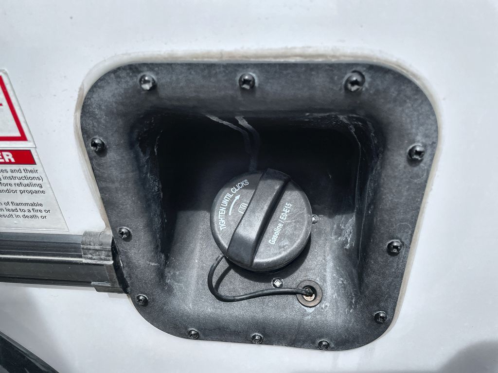 Main image 9
