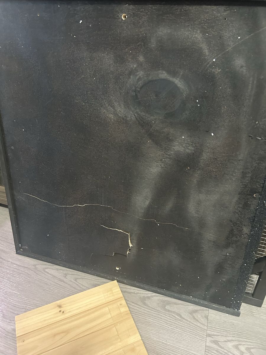 Main image 4