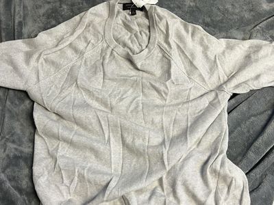 large banana Republic Sweater (nevr worn)