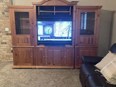 Wood Entertainment Center/TV Stand