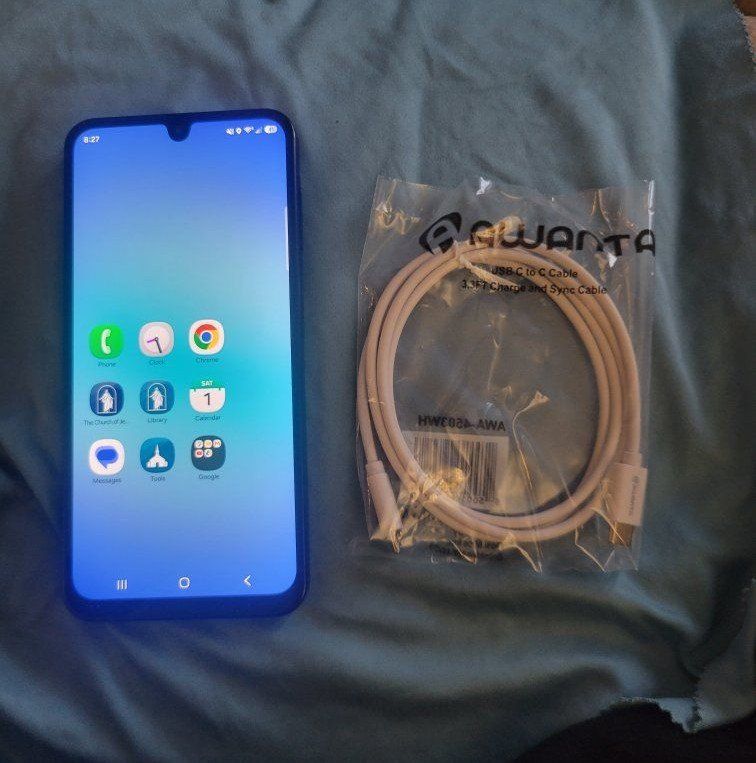 Samsung Galaxy A17 Smartphone - Black with USB-C Charging Cable/ Unlocked
