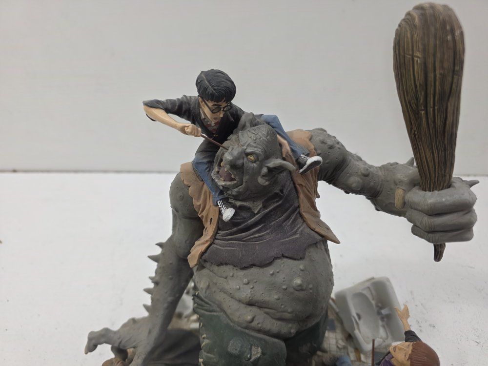 Main image 2