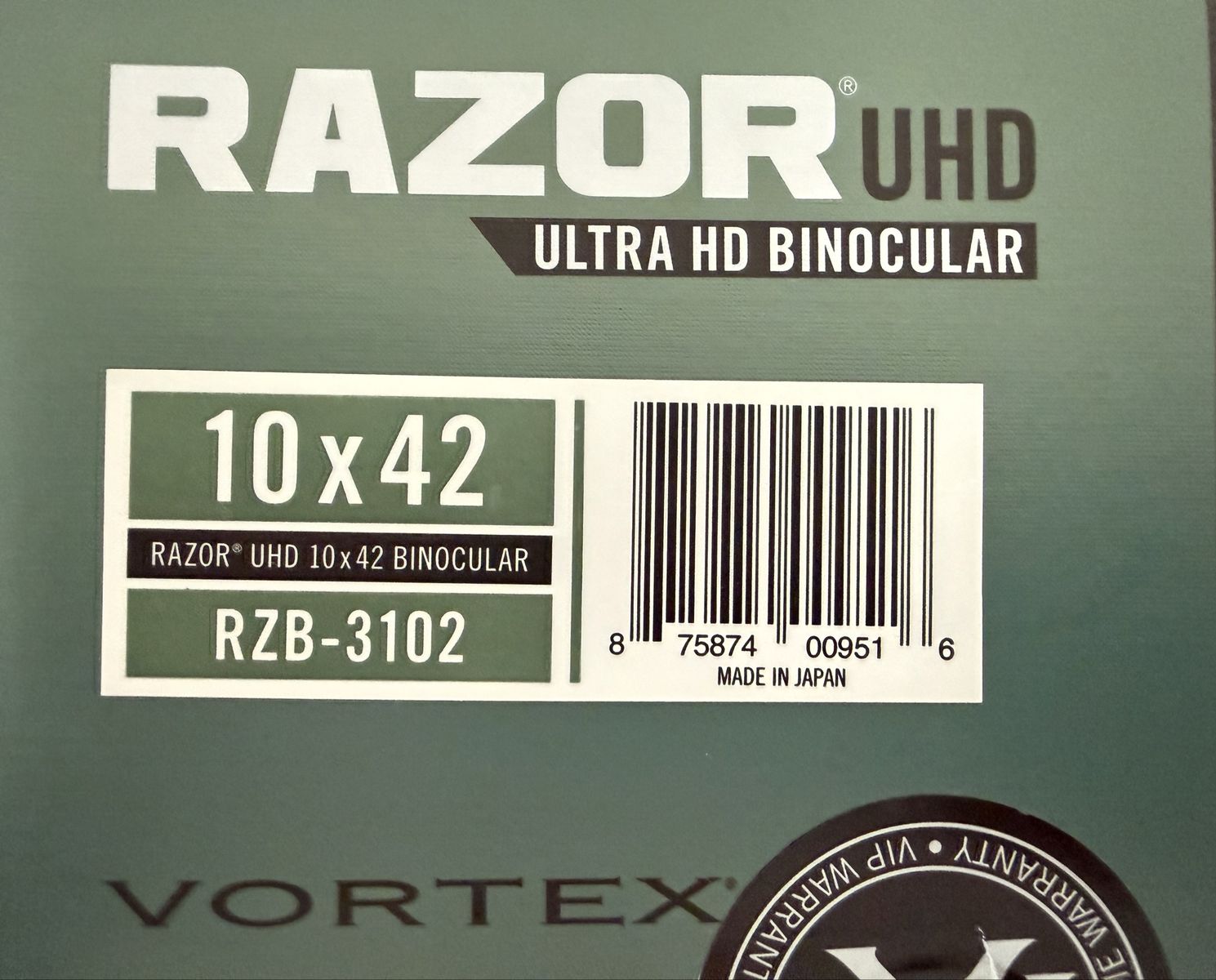 Razor UHD binoculars 10x42