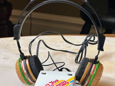 Vintage 1983 Burger King Radio Shack Cat. No. 12-950 "Aren't You Hungry?" AM/FM Headphone Radio