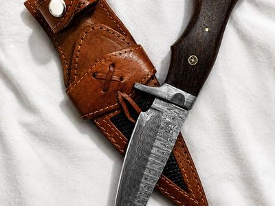 Damascus Steel Fixed Blade Knife with Wooden Handle and Leather Sheath