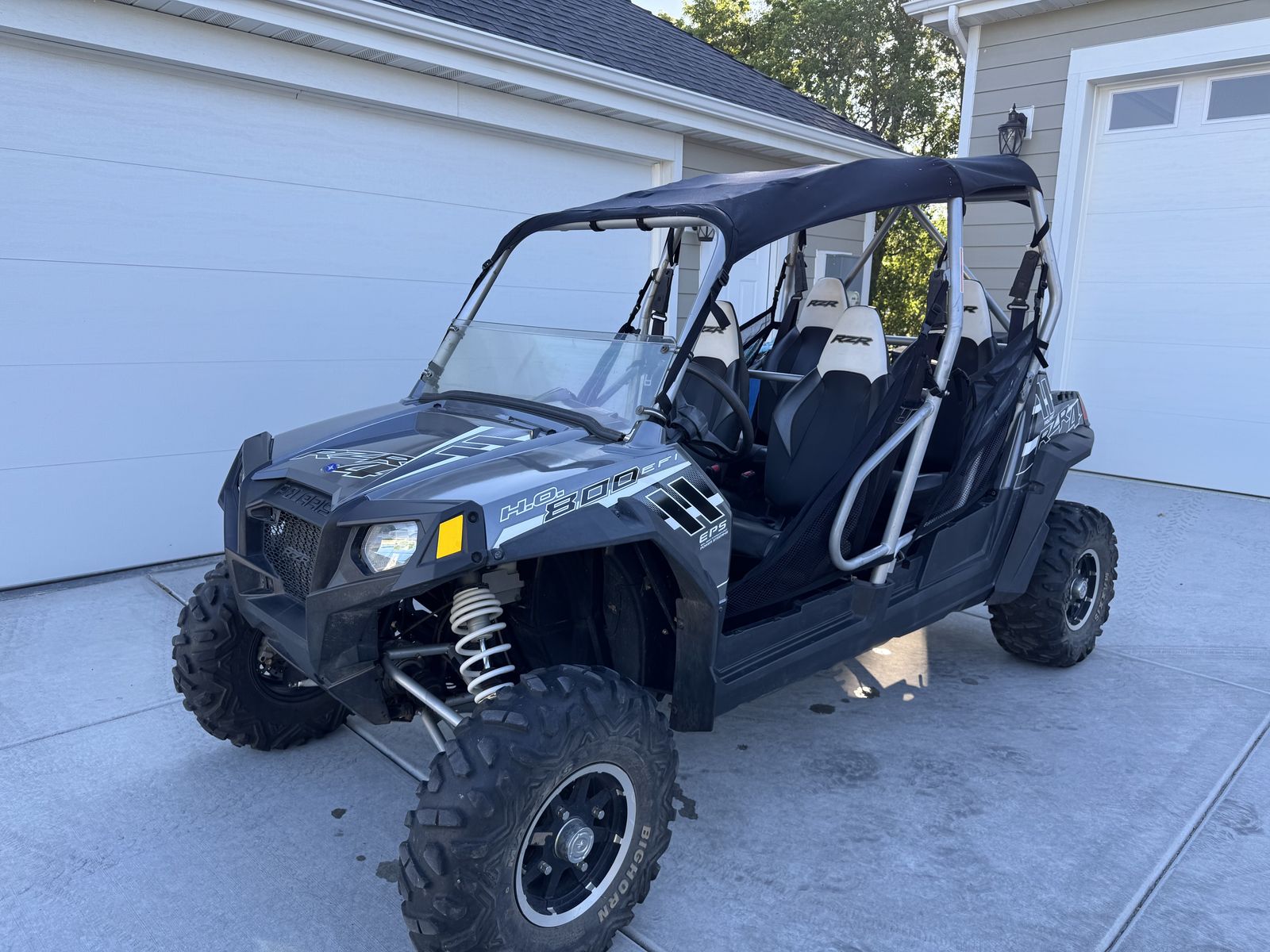 Gently used 2014 Polaris RZR 800 EFI (4 Seat)