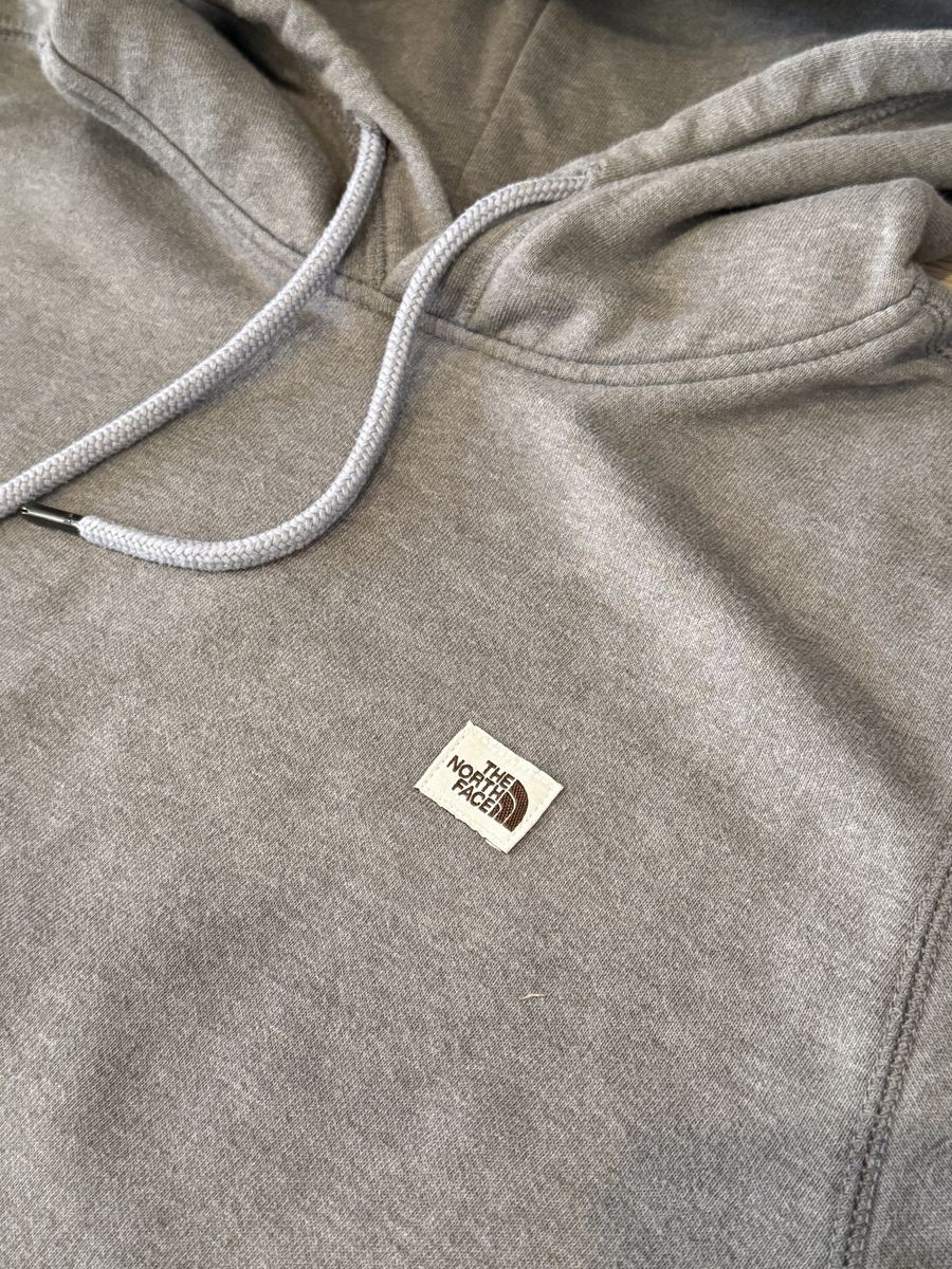 NORTH FACE HOODIE- SIZE M