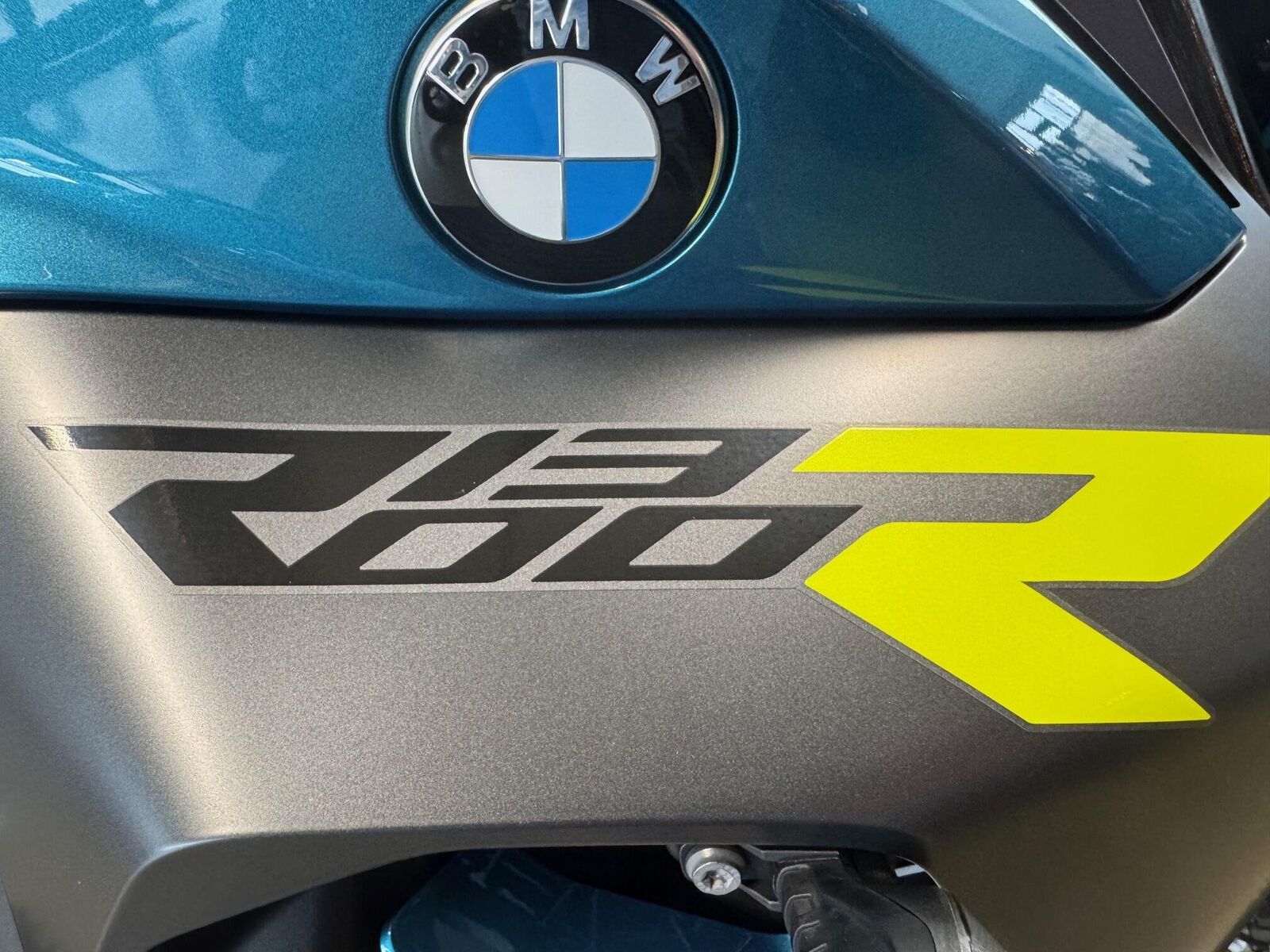 2026 BMW R 1300 R