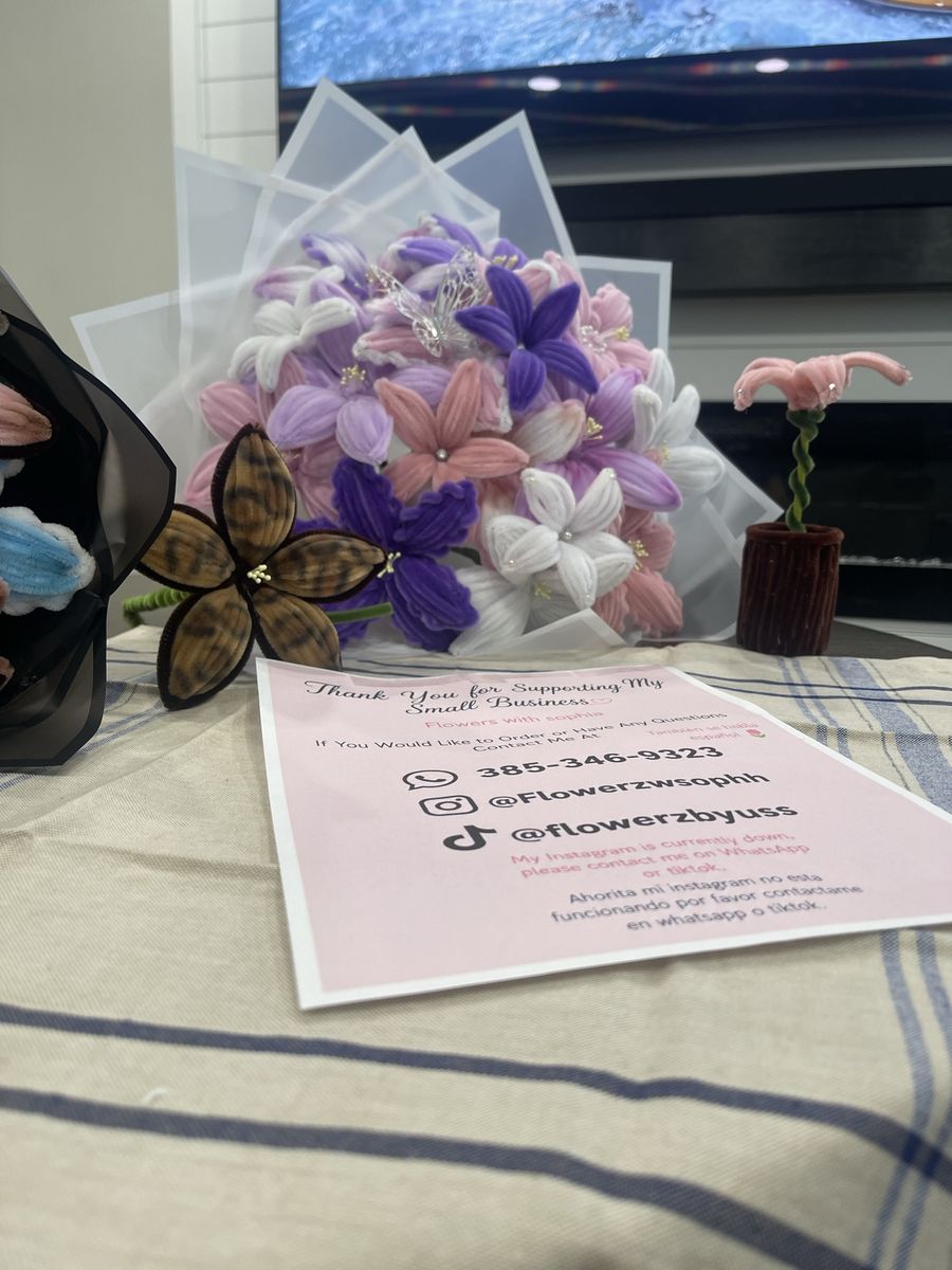 Handmade Pipe Cleaner Flower Bouquets