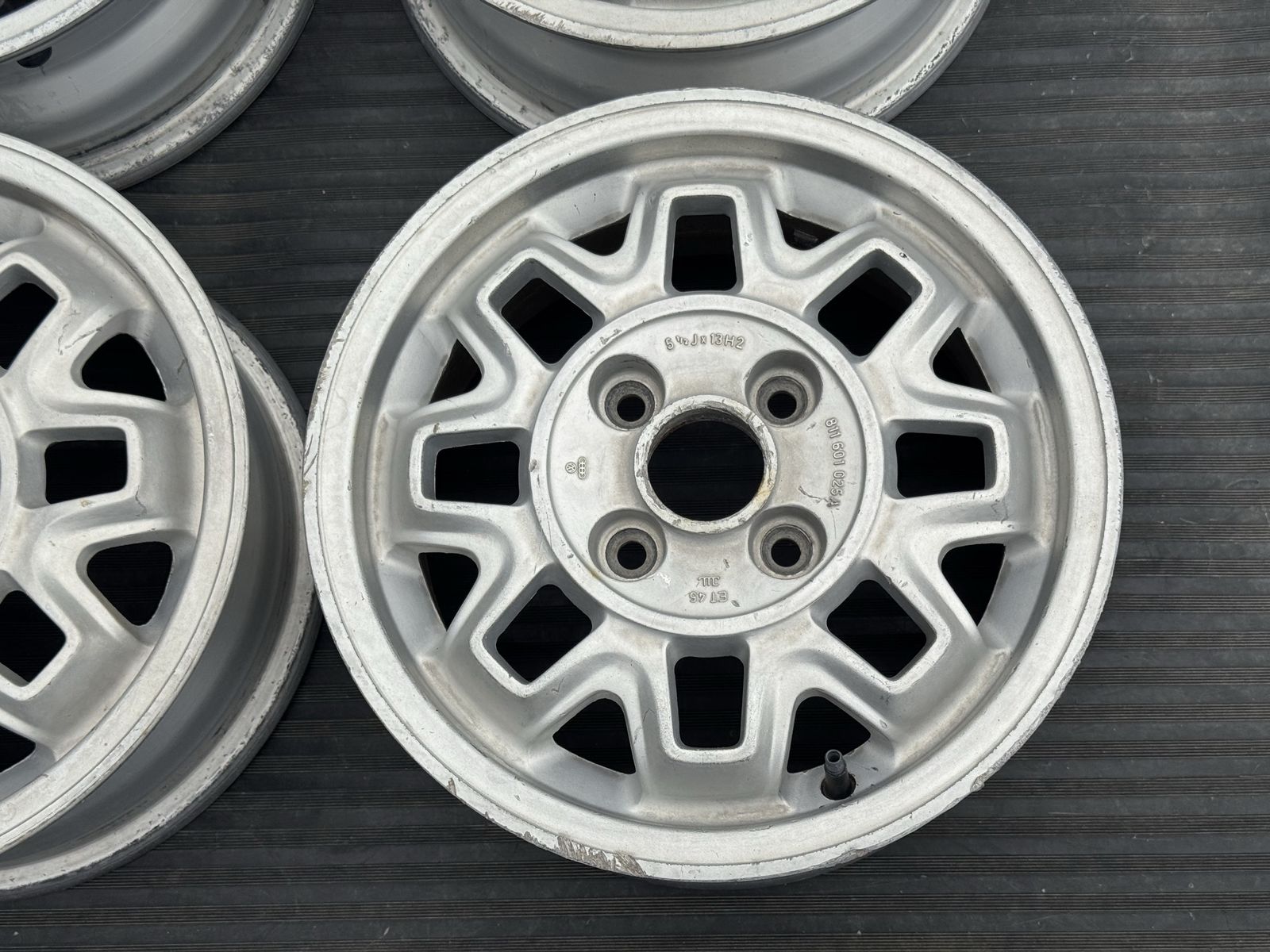 Main image 4