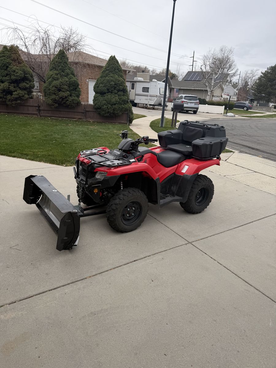 2023 Honda Rancher 420 ES in excellent condition with only 515 miles.