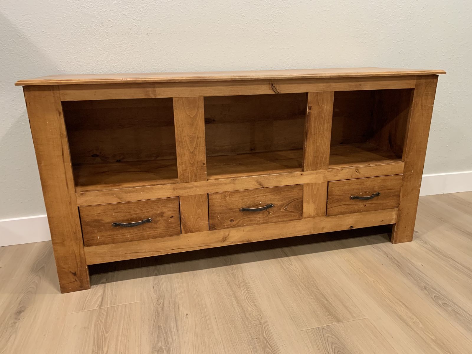 TV Stand / Bookshelf With Drawers