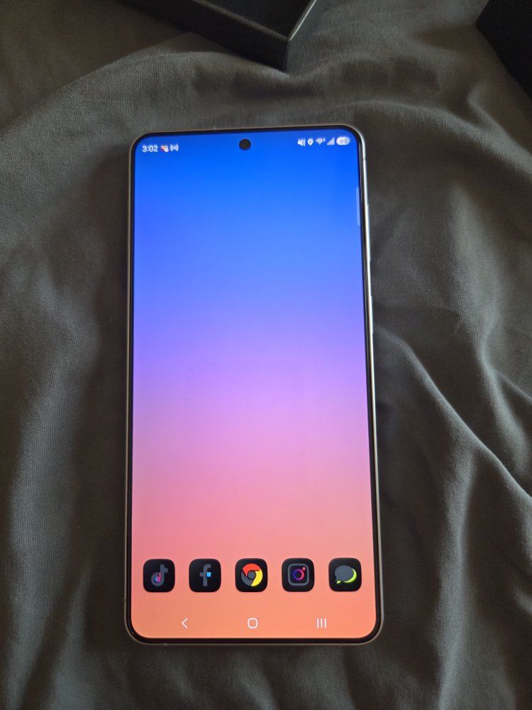 Samsung S26+