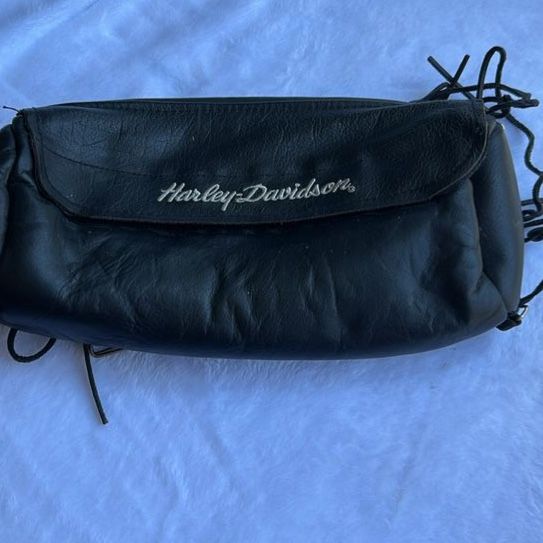 Harley-Davidson Black Leather Handle Bar Bag for Motorcycle