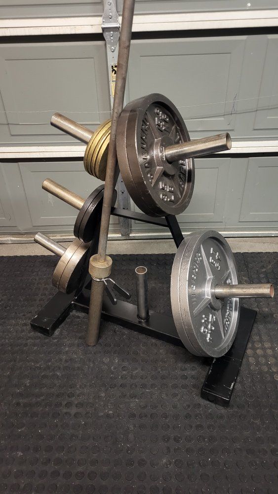 Weights 250 pounds