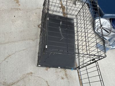 Medium dog kennel