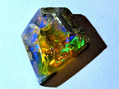 12 Carat Gem Quality Welo Opal With Full Rainbow Spectrum of Color. $250 cash and local pickup only.