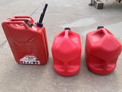 Gas cans