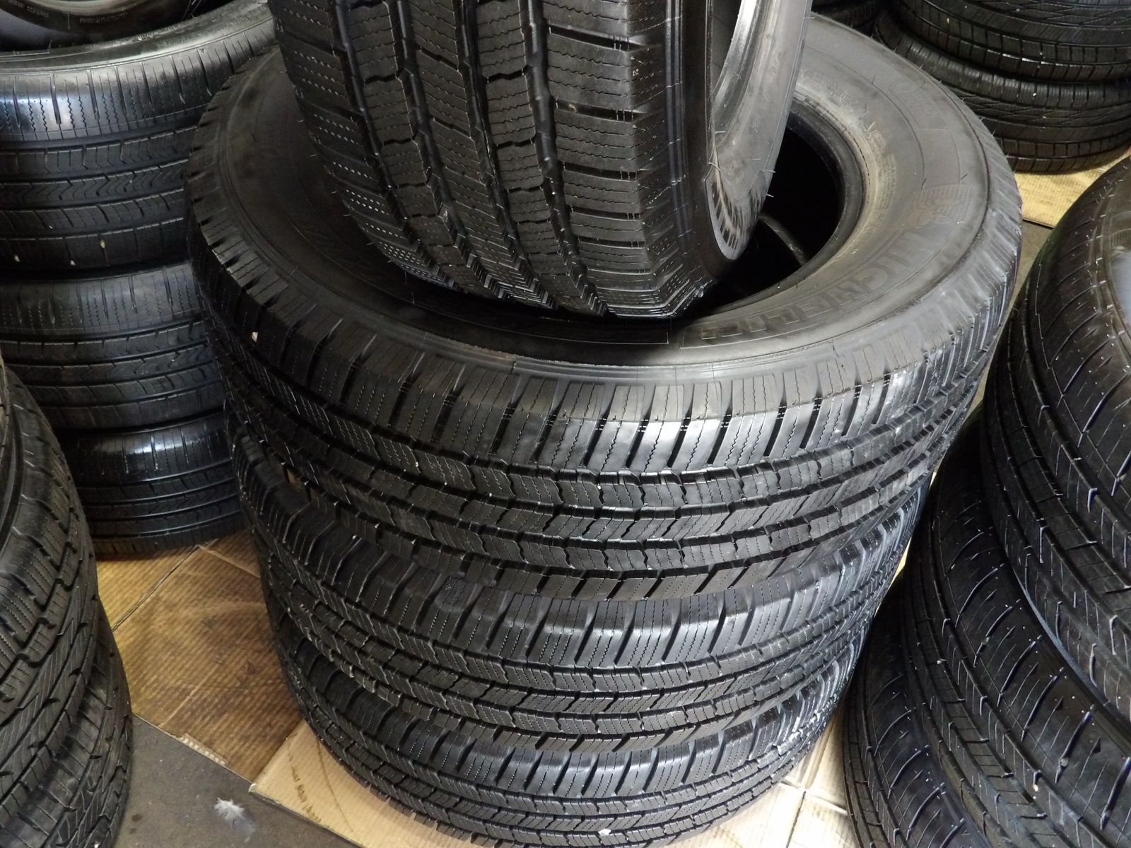 245/65R17 MICHELIN DEFENDER LTX M/S SET OF USED TIRES