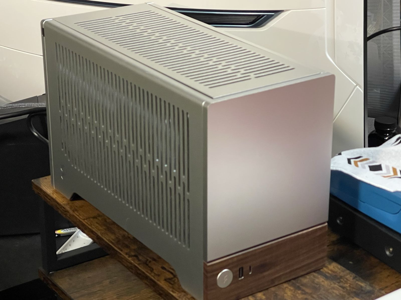 Itx gaming pc NO GPU ryzen 7600x 32gb ddr5