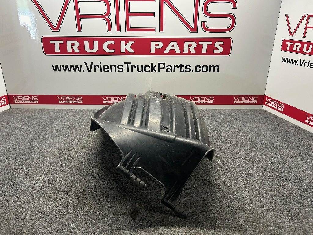 Freightliner FLCC Inner Fender