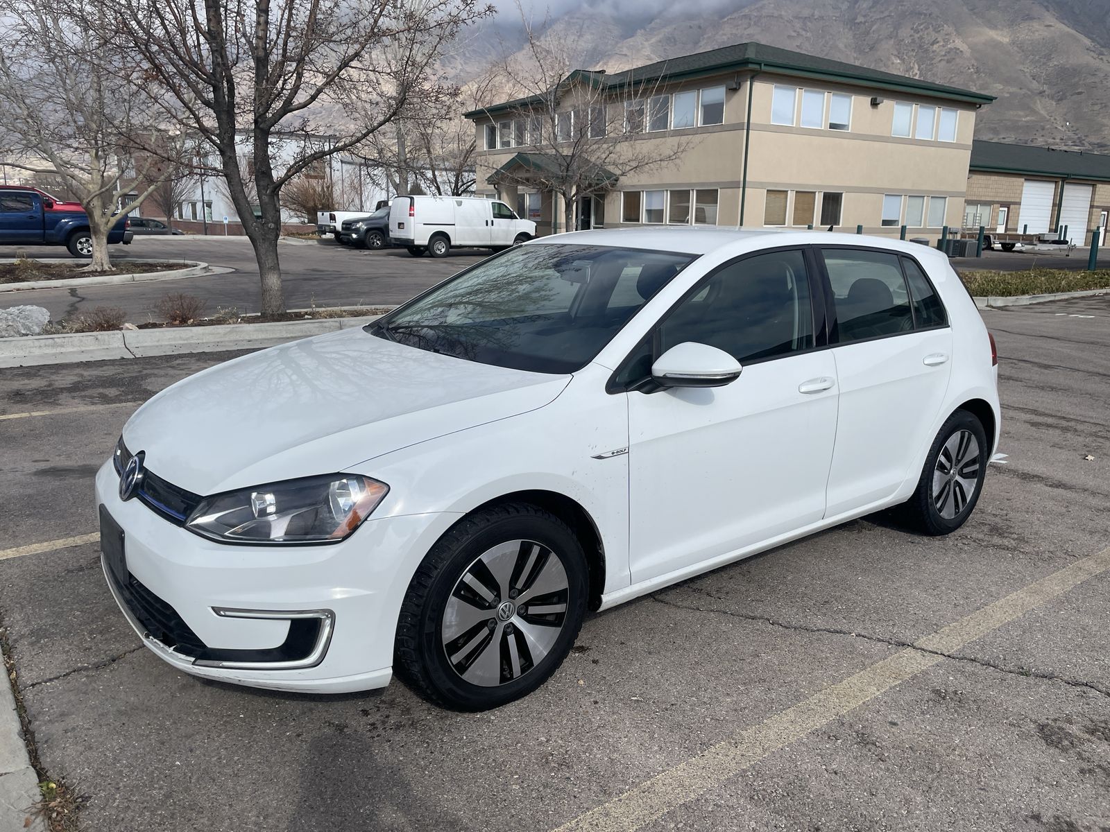 2016 VOLKSWAGEN EGOLF