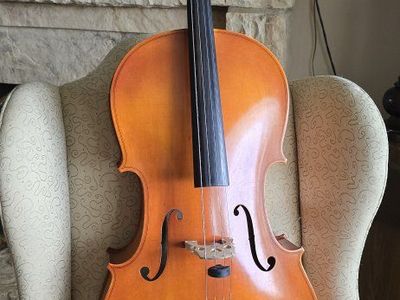 Acostic Cello with bow and soft case