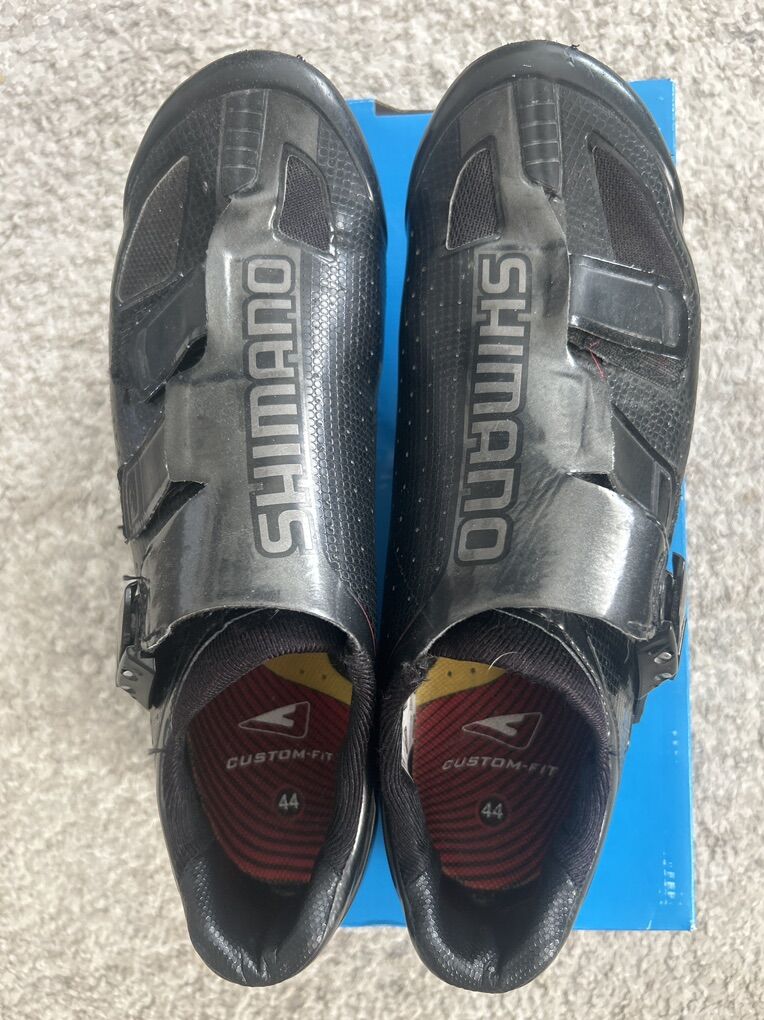 Shimano R321 Size 44 With Shimano Cleats