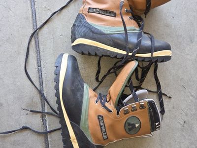 Snowboard Airwalk Freerider Boots size 10 vintage
