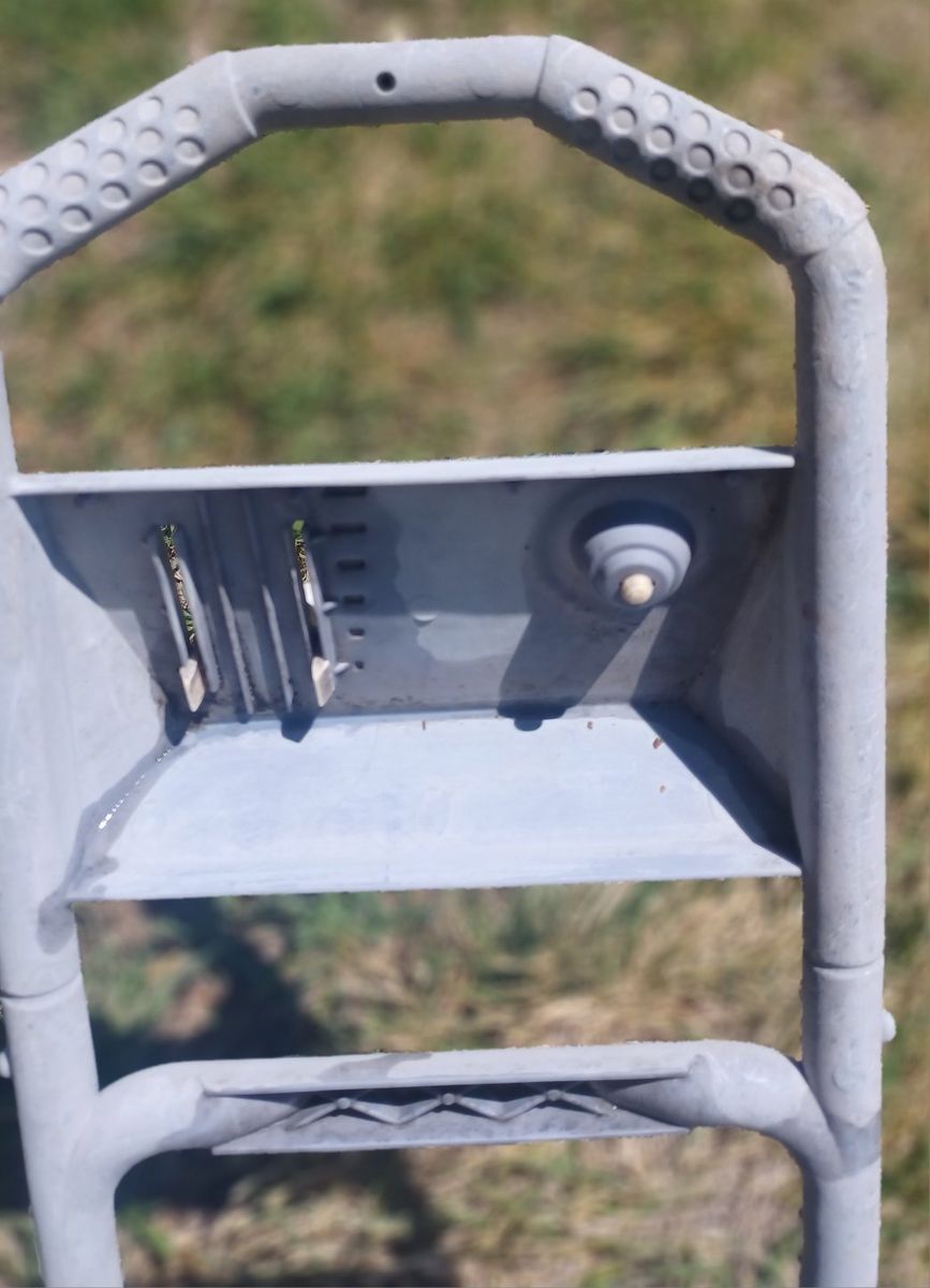 Main image 3
