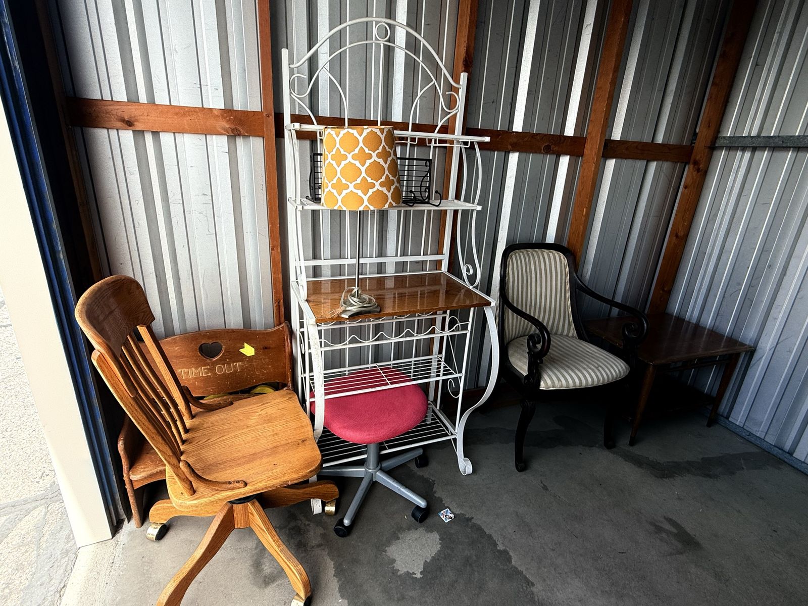 Storage unit clean out