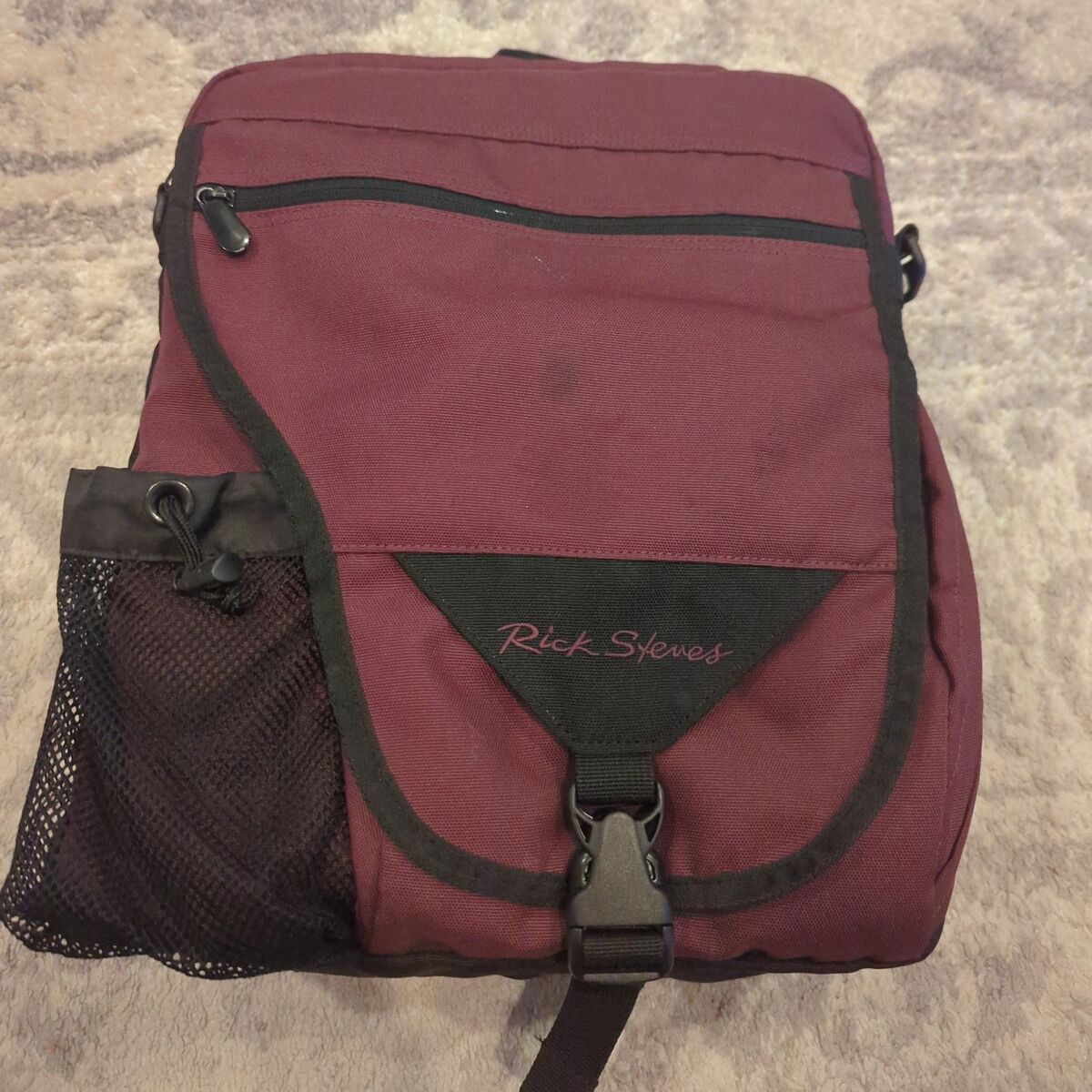 Rick Steves Veloce Small Backpack