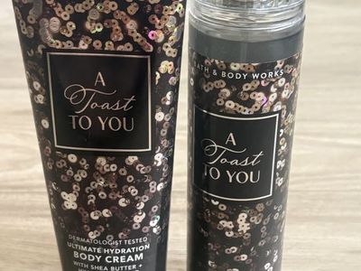 Bath & Body Works "A Toast To You 8oz) & Fine Fragrance Mist (8oz) Set
