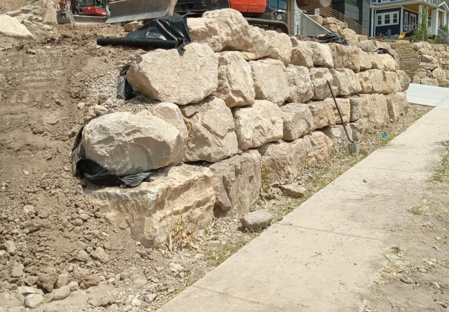 Bendy Rock, LLC | Rock Walls | Grading | Excavation | Retaining Walls | Utilities | Drainage