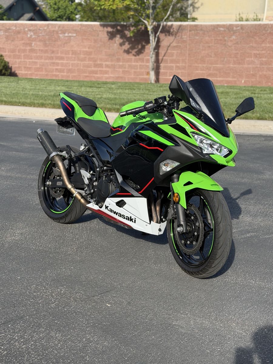 2022 Kawasaki ninja 400 ABS