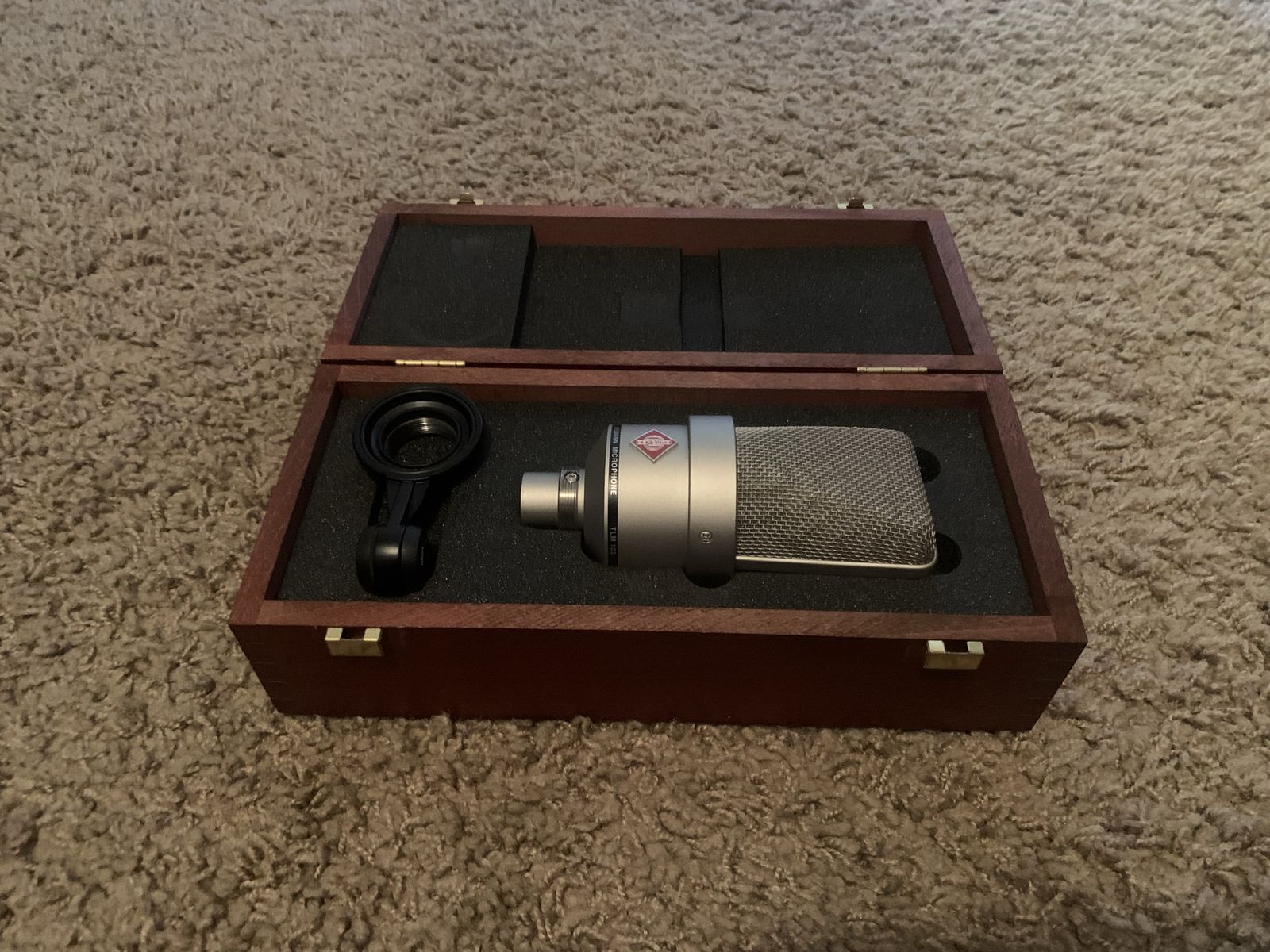 Neumann TLM 103 Professional VoiceOver Microphone