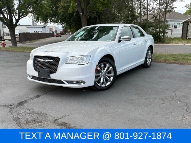 2016 Chrysler 300 C