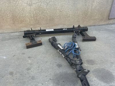 7000 lb blue ox tow bar with attachment for 89 Chevy pickup