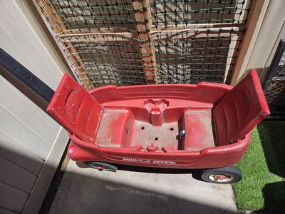 Plastic Radio Flyer Wagon