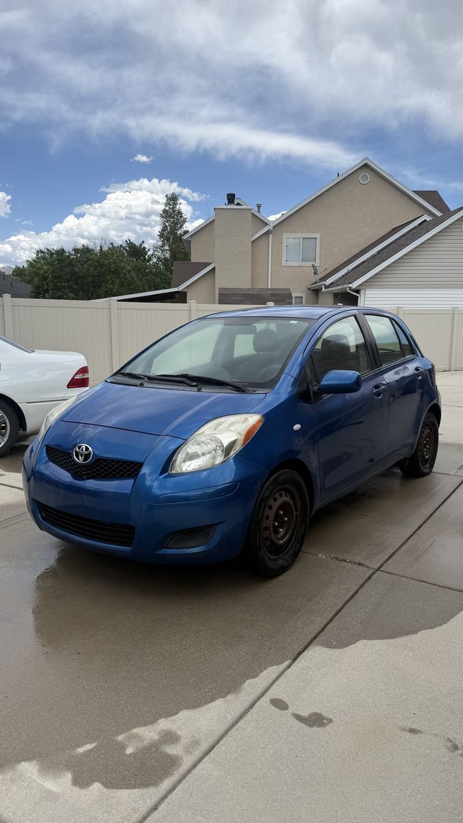 2010 Toyota Yaris 