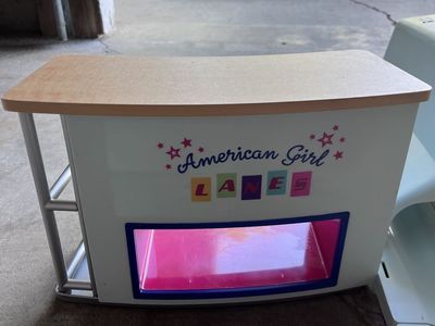 American Girl Bowling Alley Set - Dollhouse Furniture & Accessories