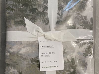 Pottery Barn Jardin Toile King-size Duvet Cover (Green)