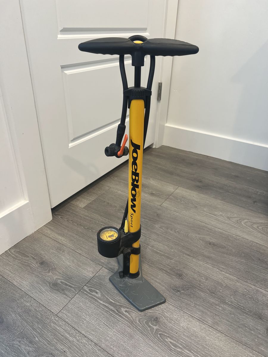 Topeak JoeBlow Sport Floor Bike Pump with Pressure Gauge