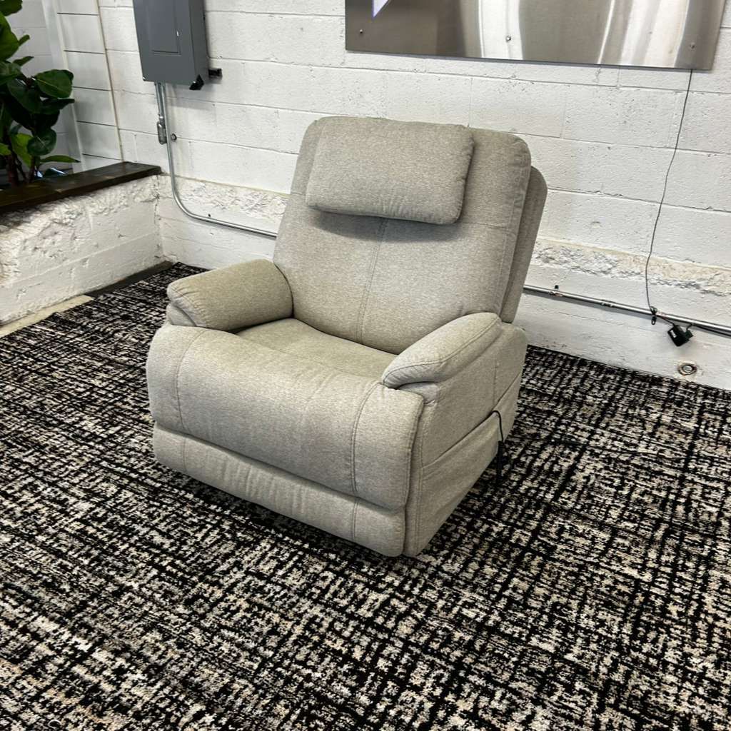 LIKE NEW!! COSTCO FLEXSTEEL FABRIC ZECLINER POWER LIFT SLEEP RECLINER CHAIR!!