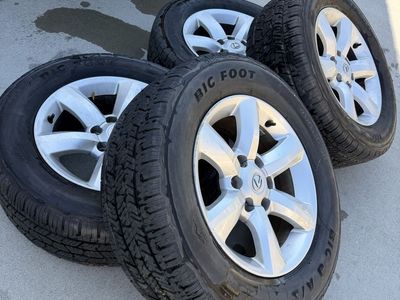 Toyota/lexus 6x5.5 wheels + Tires