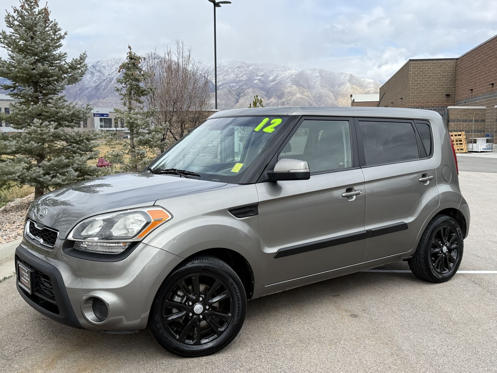 2012 KIA SOUL +