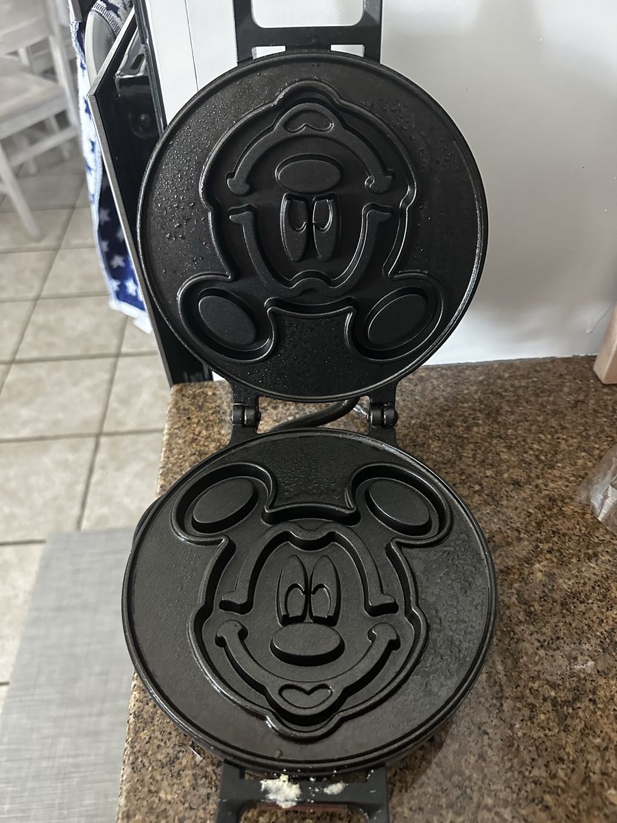 Disney Mickey Mouse Waffle Maker
