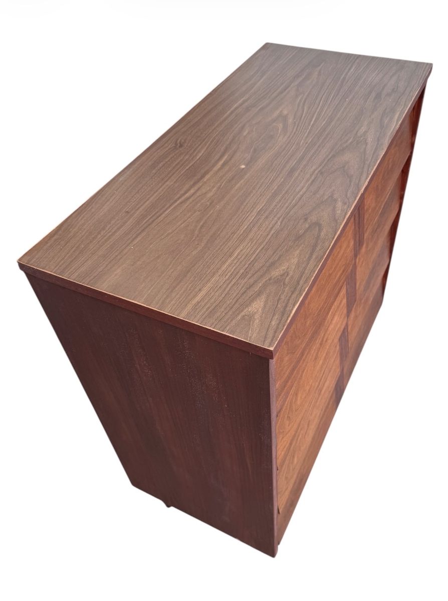 Main image 5
