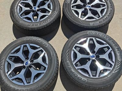 Subaru Forester factory 17 inch wheel set